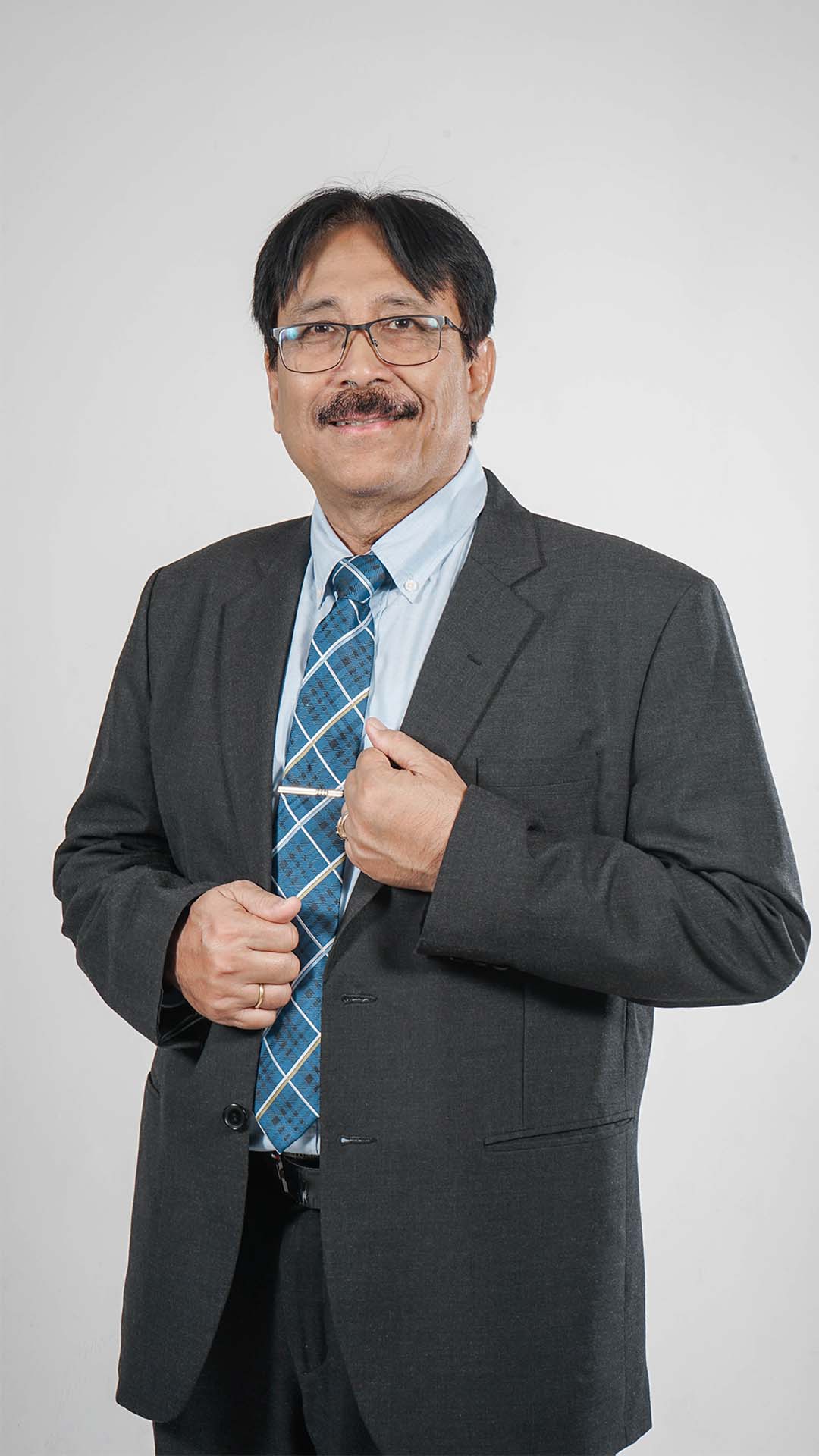 Prof. Dr. Budi Jatmiko, M.Pd. Rektor Universitas Dinamika