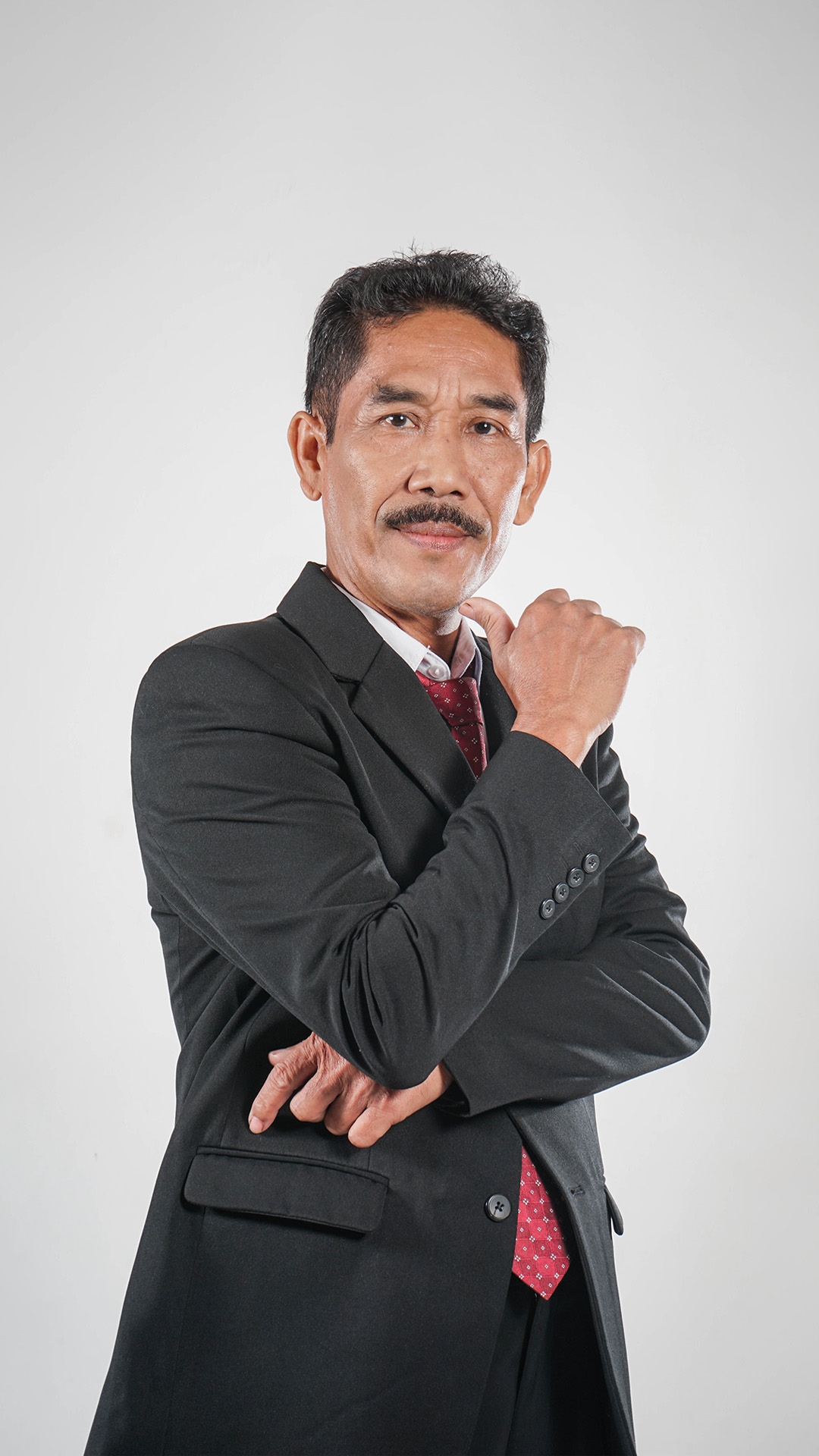 Karsam, MA., Ph.D. Dekan FDIK Univ Dinamika