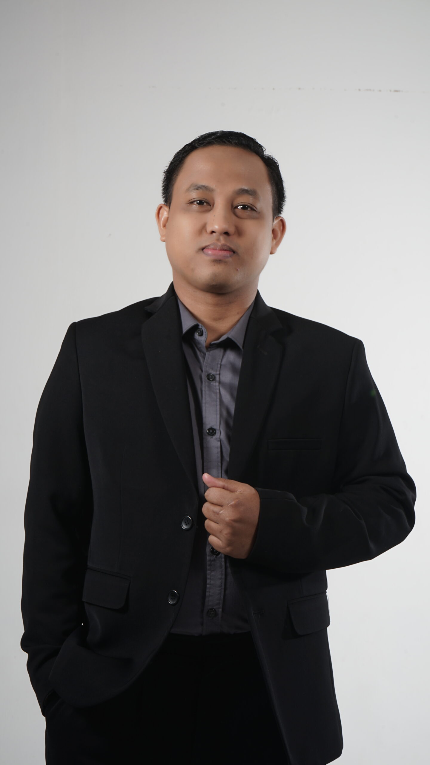 Dr. Muhamad Basyrul Muvid, M.Pd.
