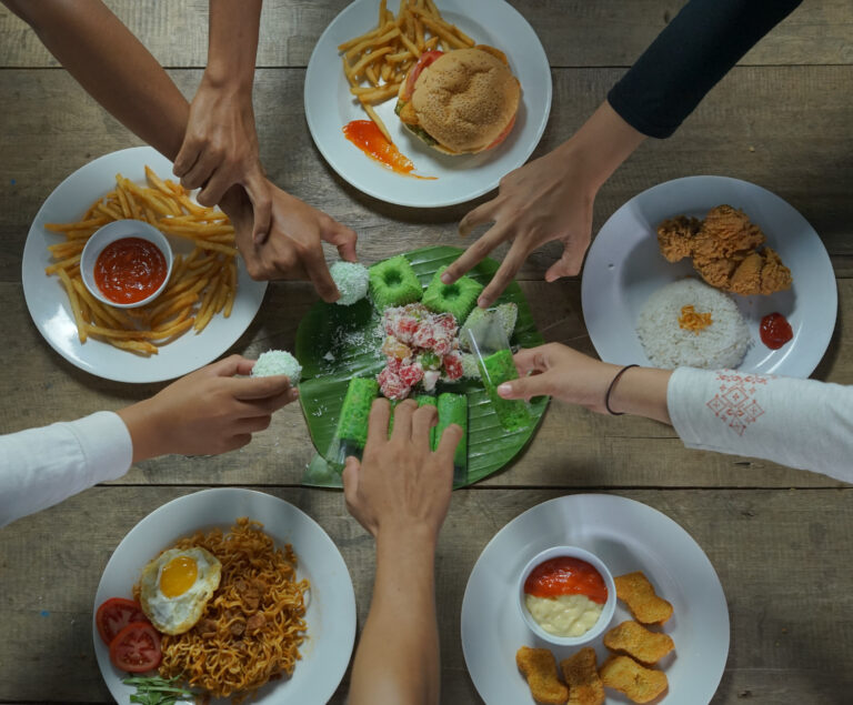 foto keberagaman budaya indonesia milik mahasiswa universitas dinamika