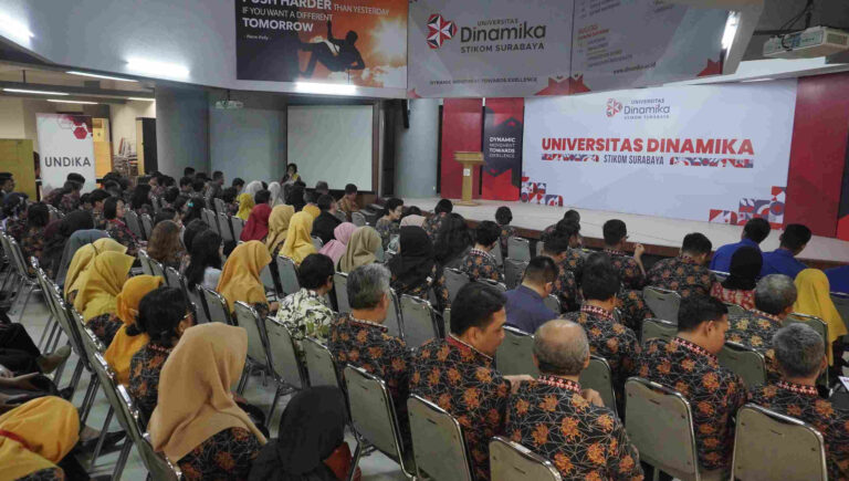 Rapat Internal Perdana Universitas Dinamika di Tahun 2024, Membahas Visi Misi Terbaru dan Launching Marketplace ‘Belanjar’