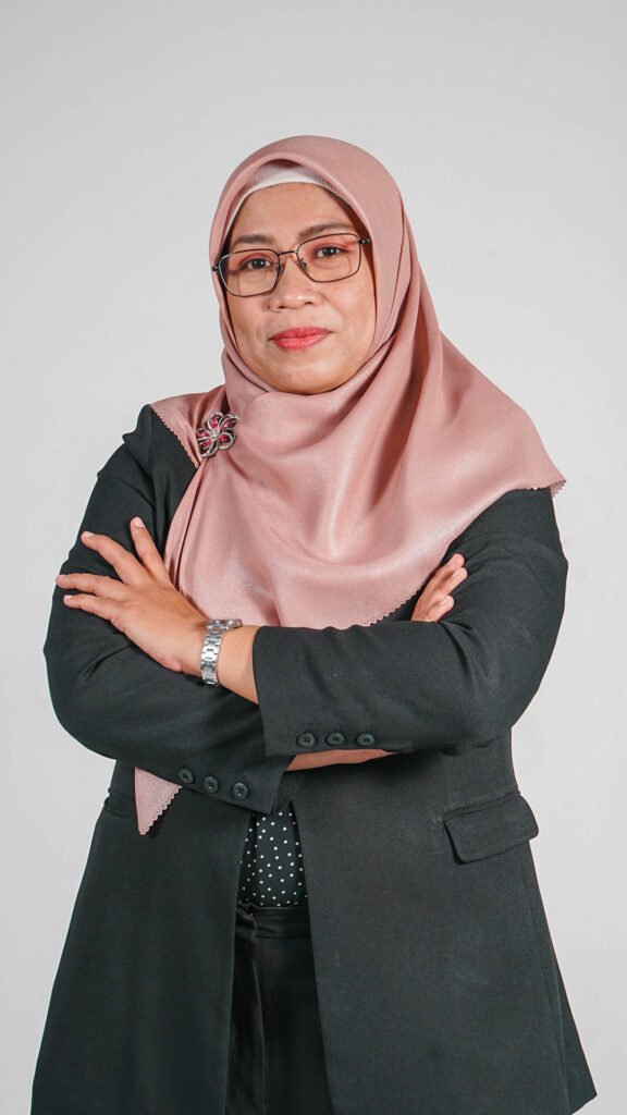 Nunuk Wahyuningtyas, M.Kom Kaprodi D3 SI Univ Dinamika