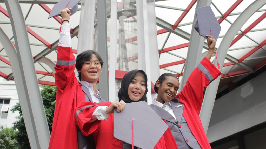 Raih Masa Depan Gemilang di Universitas Dinamika
