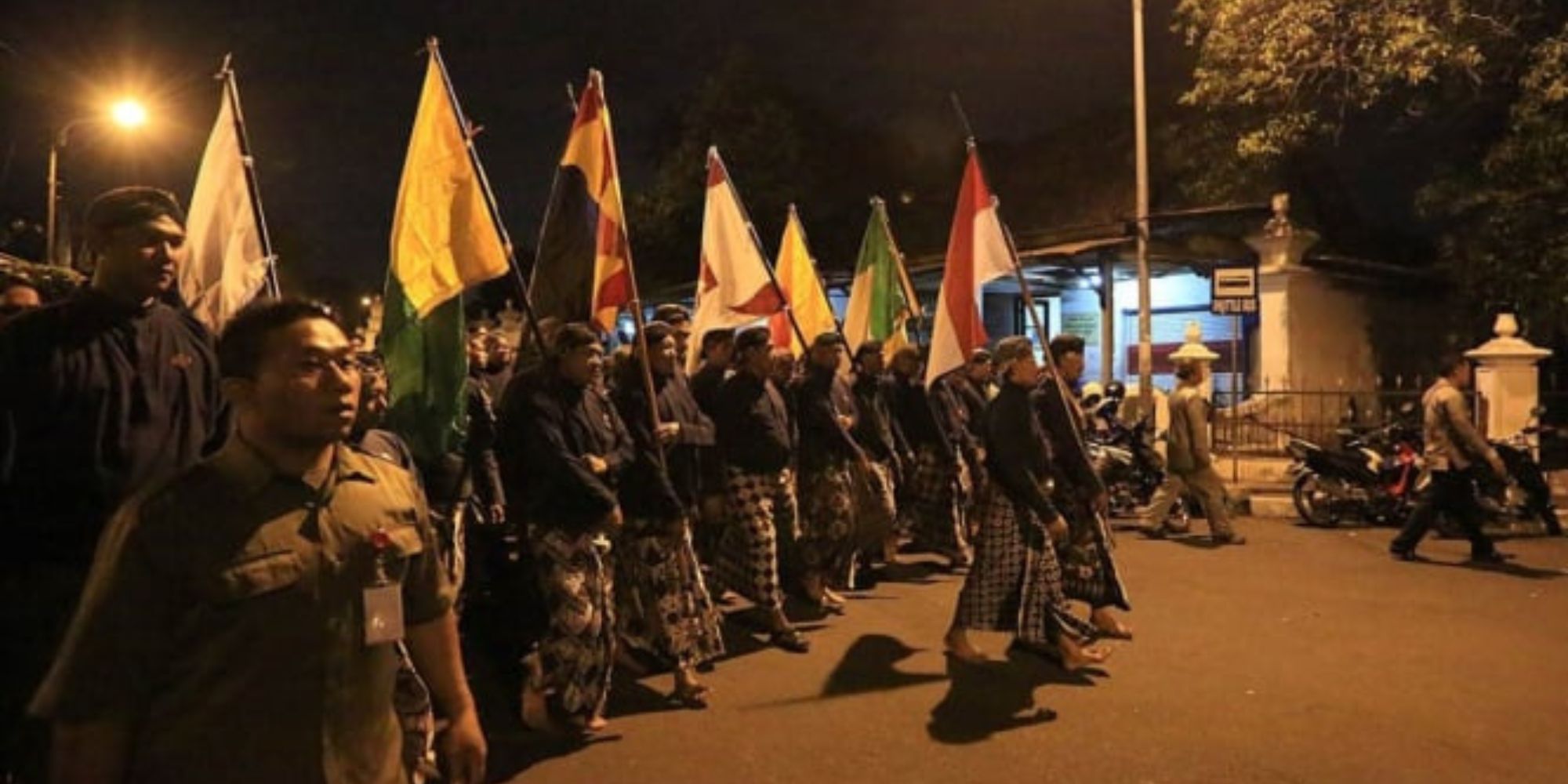 Malam Satu Suro: Makna, Tradisi, dan Larangan yang Masih Dipercaya hingga Sekarang