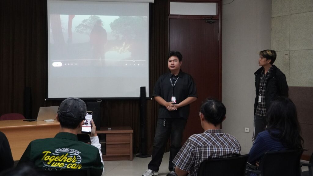 Sutradara dan Produser Screenplay