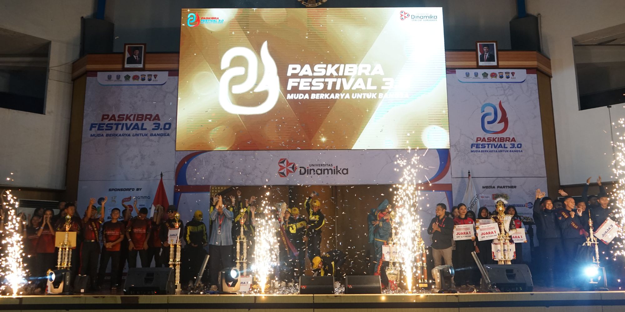 Peringati Sumpah Pemuda, Universitas Dinamika Gelar Paskibra Festival 3.0