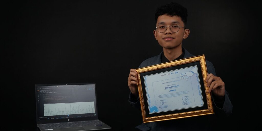 Keren! Mahasiswa Teknik Komputer Undika Juara 3 Kompetisi AI Nasional