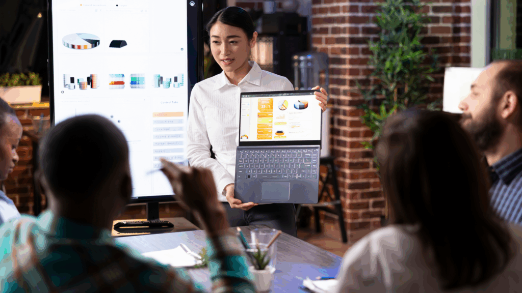 Ilustrasi Marketing Manager