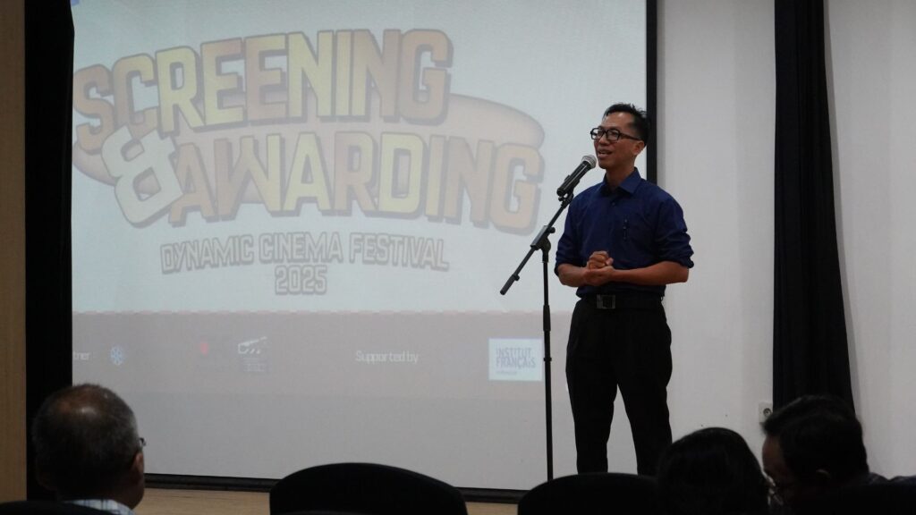 Sambutan Dekan Fakultas Desain dan Industri Kreatif Universitas Dinamika