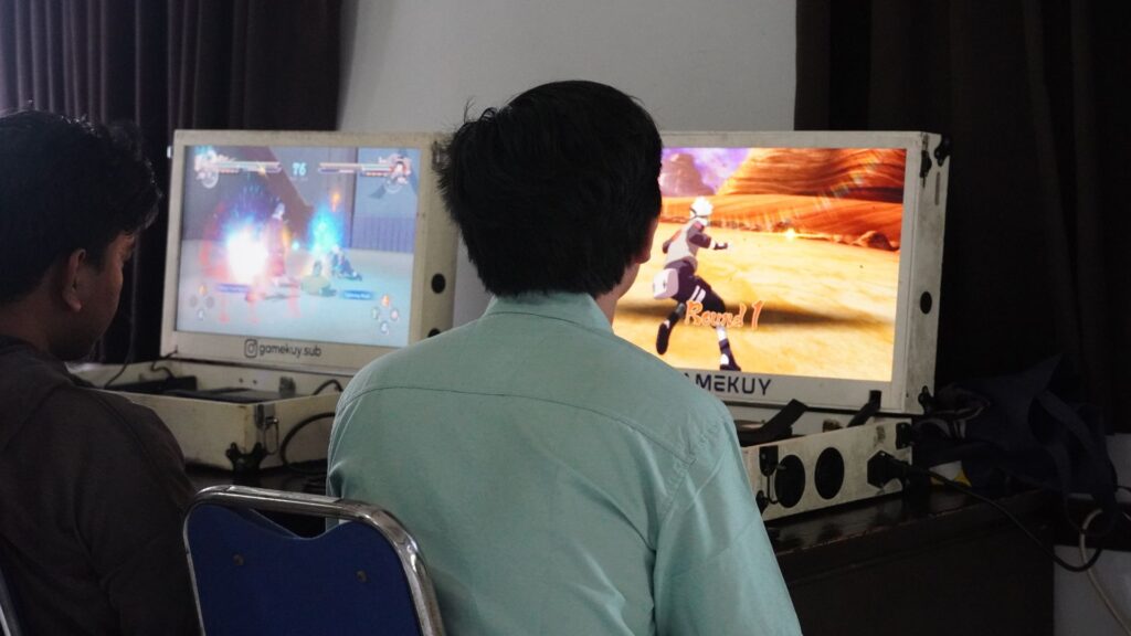 Gaming session di Festive Day Universitas Dinamika 2026