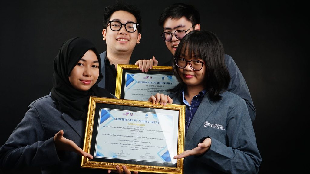 Empat Mahasiswa Peraih Dua Prestasi Internasional
